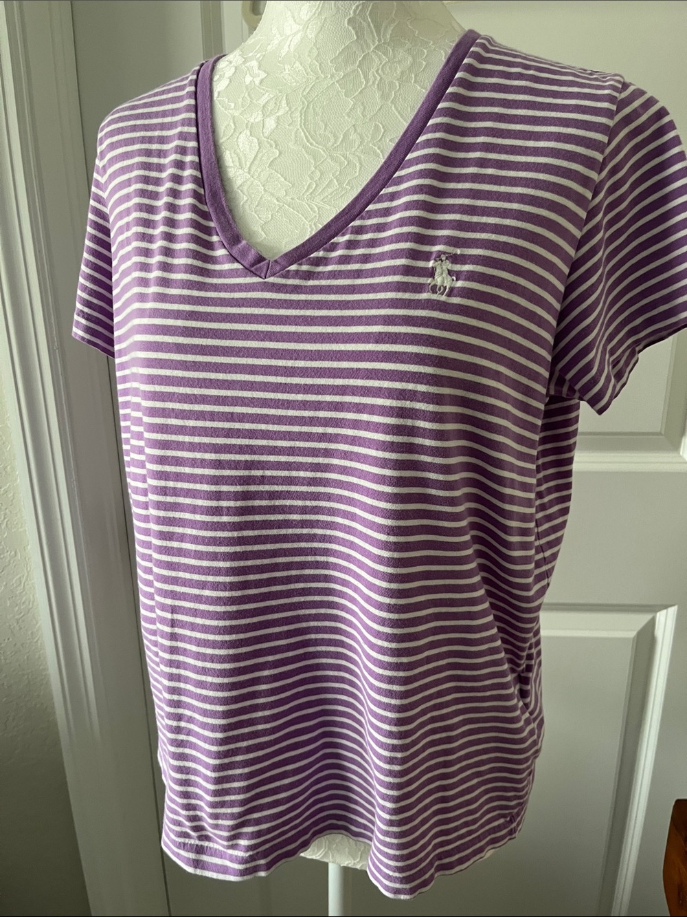 Ralph Lauren Polo 100 Cotton Lavender and White Striped V-Neck Top SZ L